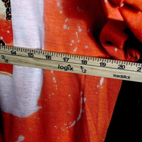 Woman's T Shirts Funny Mommin Ain’t Easy Orange Large Adult Shirt - Picture 4 of 7